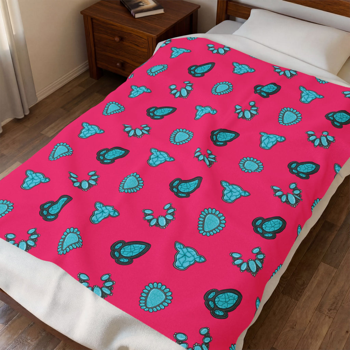 Turquoise Cow Skull Pattern Velveteen Plush Blanket — Southwestern Pink Throw