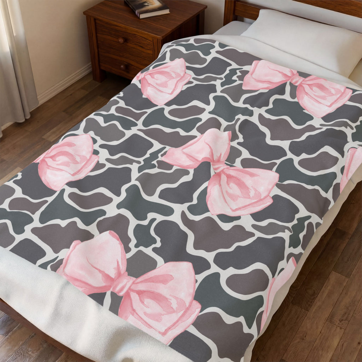 Pink Bow Camo Blanket
